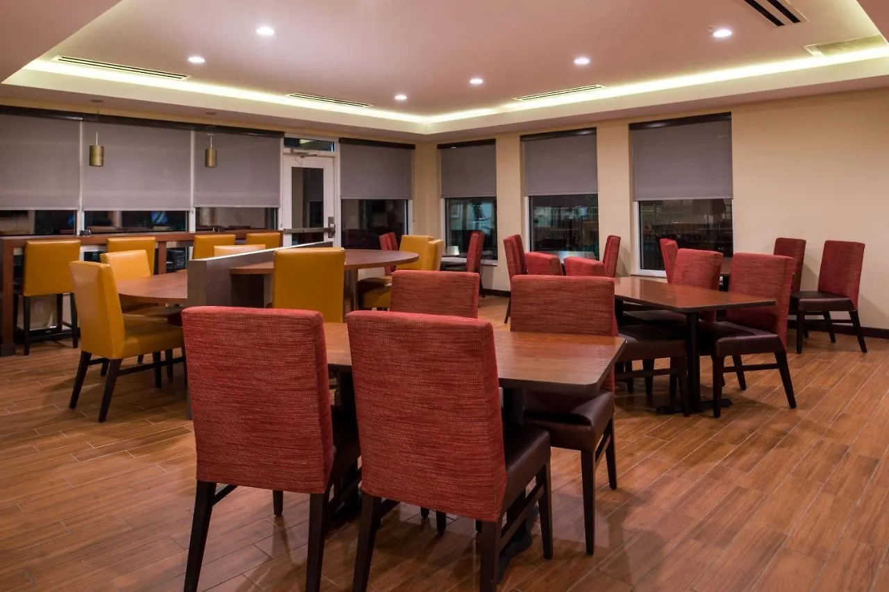 Towneplace By Marriott Charleston-west Ashley Hotel 3*