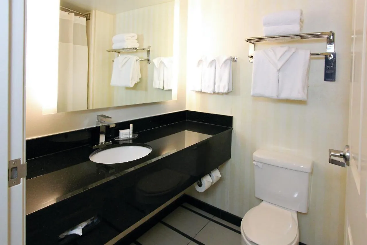 Hotel Fairfield & By Marriott Charleston Airport/convention Center