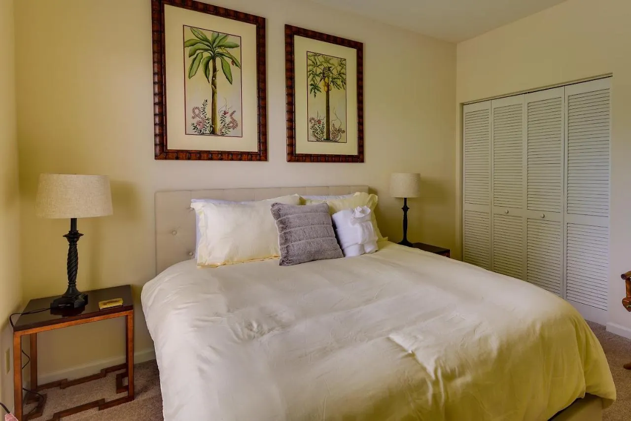 Mount Pleasant With Pool And Bikes Near Beach! *