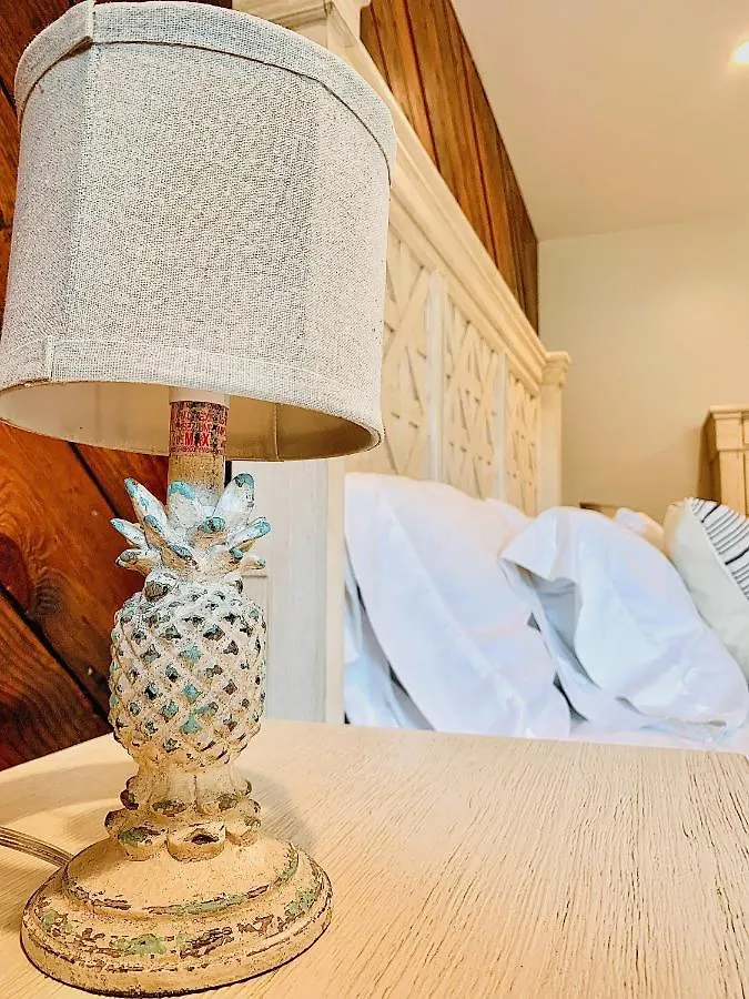 The Drift Homestay Charleston