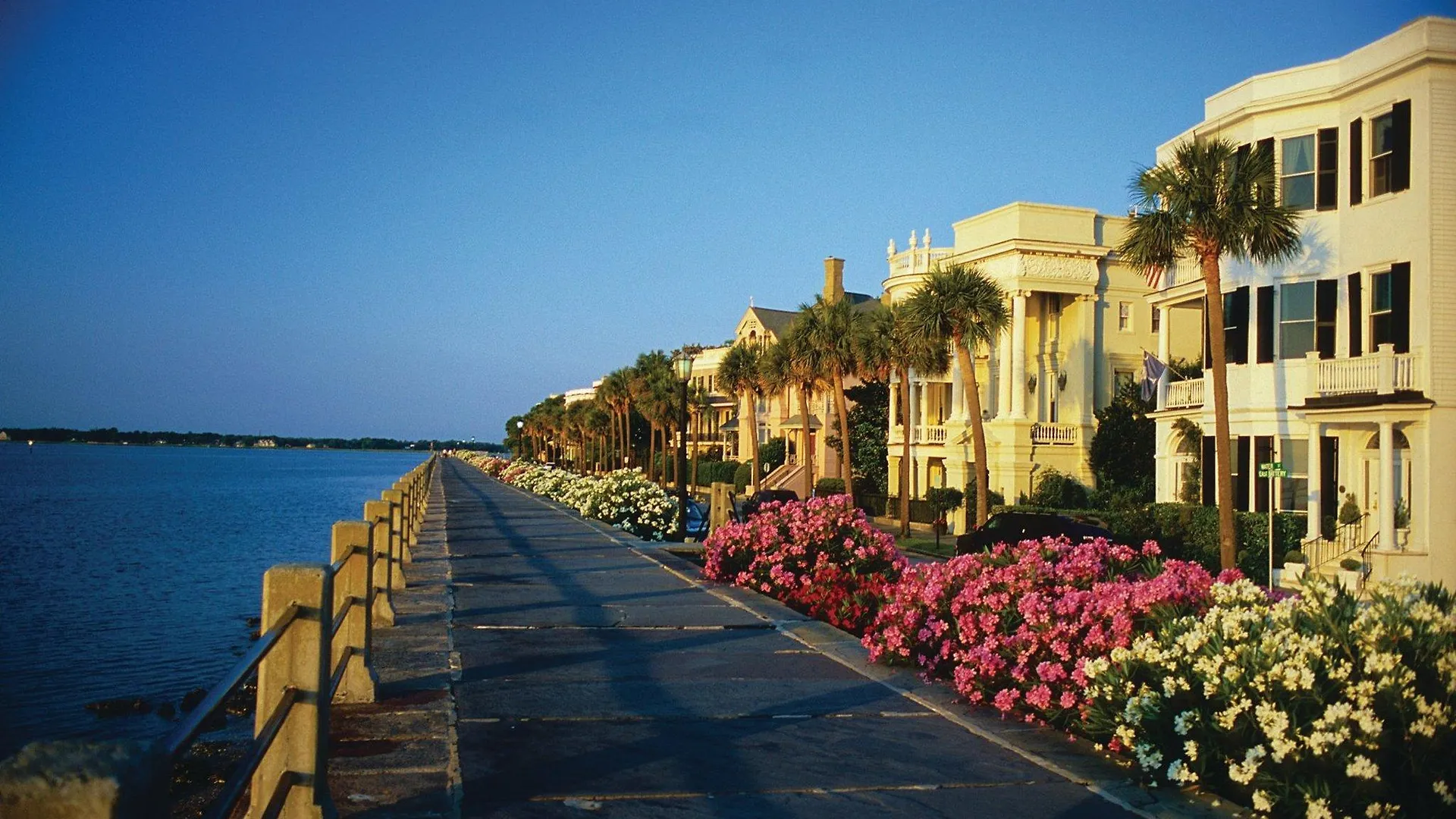 Hotel Crowne Plaza Charleston By Ihg North Charleston