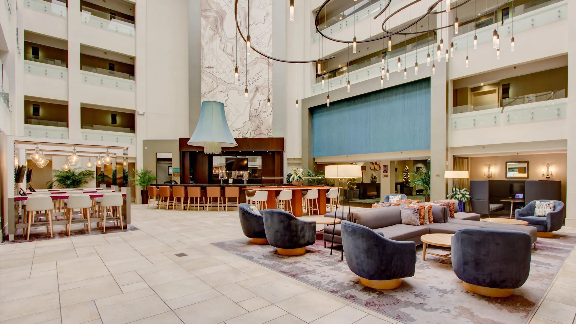 Crowne Plaza Charleston By Ihg Hotel