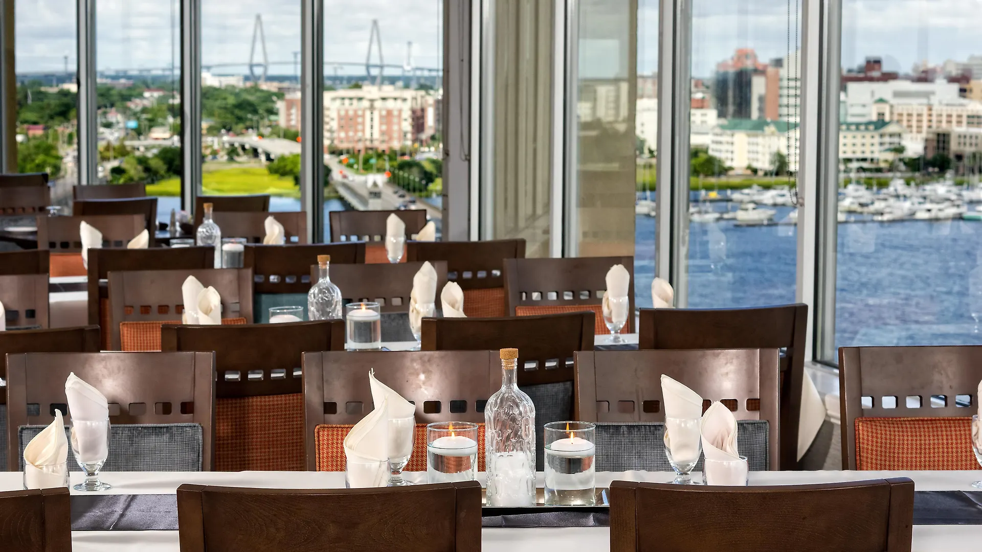 Charleston-riverview By Ihg 3*