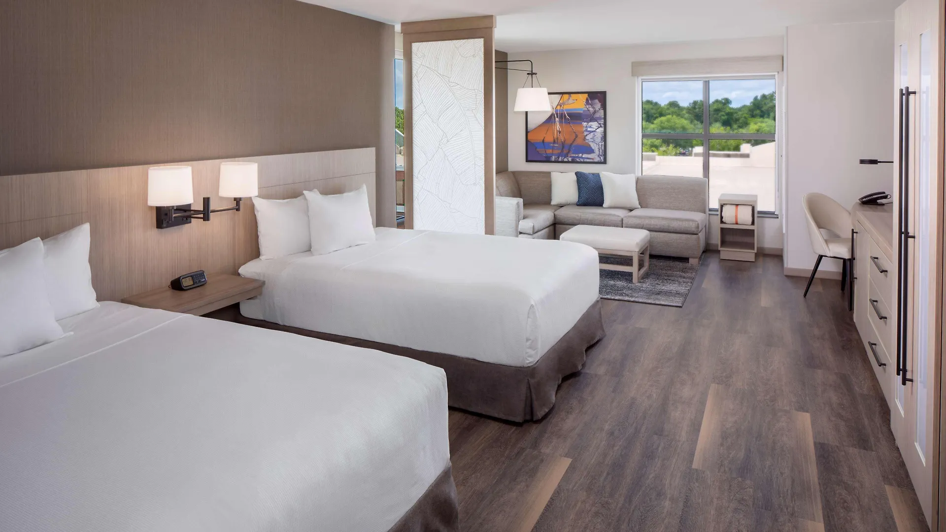Hyatt Place Towne Centre Hotel 3*