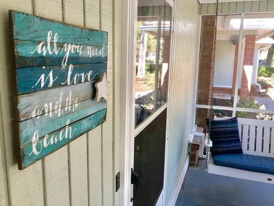Private Luxury Studio- 10 Mins Downtown And Folly Holiday home Charleston