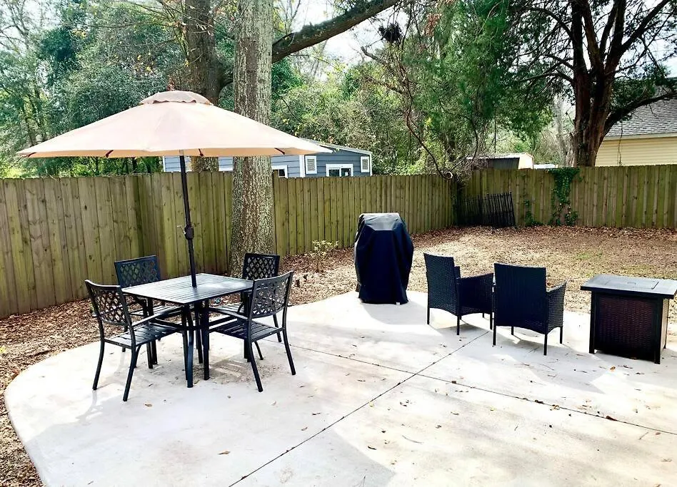 Private Luxury Studio- 10 Mins Downtown And Folly Holiday home Charleston