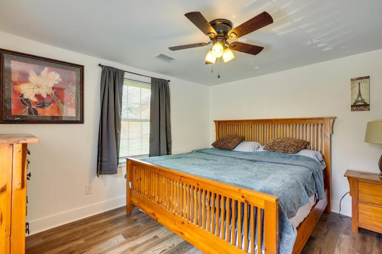 Pet-friendly Near Dtwn! Holiday home