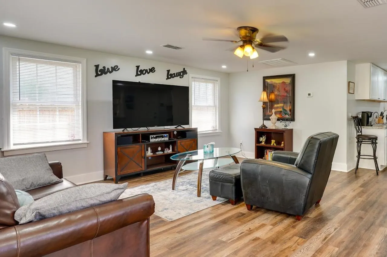 Holiday home Pet-friendly Near Dtwn!