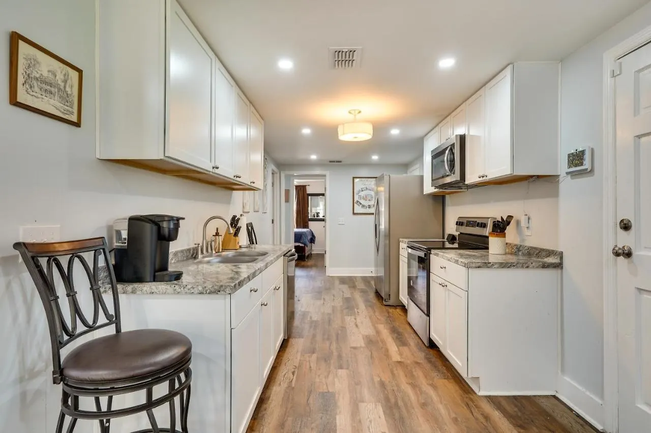 Holiday home Pet-friendly Near Dtwn! *