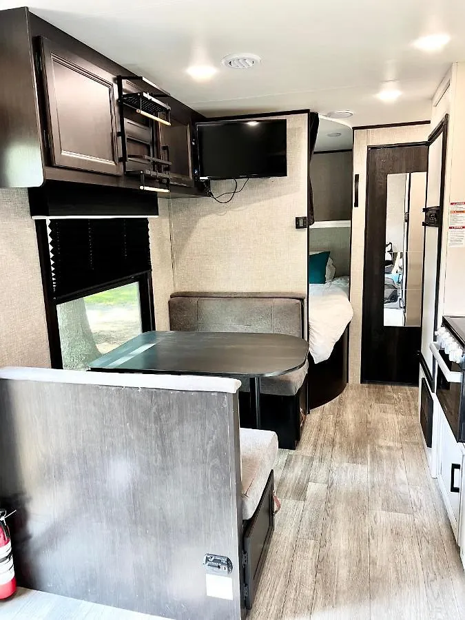 *sweet Carolina* Camper 2 Bedroom Sleeps 3 * Charleston