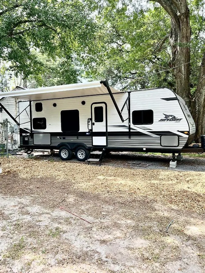 *sweet Carolina* Camper 2 Bedroom Sleeps 3 Campsite Charleston