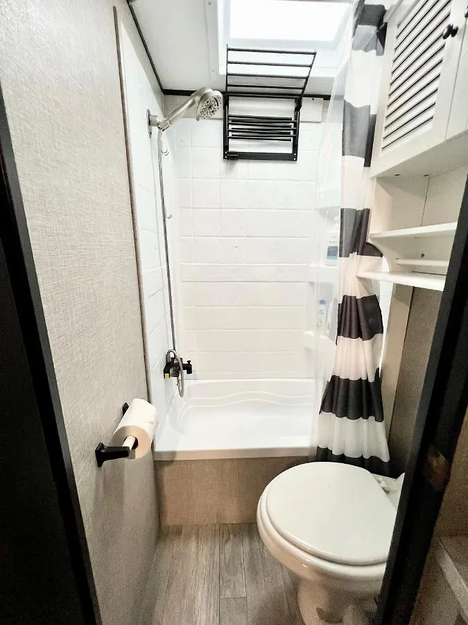 Campsite *sweet Carolina* Camper 2 Bedroom Sleeps 3 *