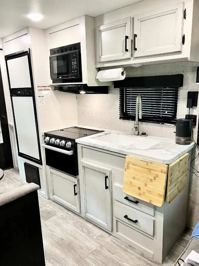 *sweet Carolina* Camper 2 Bedroom Sleeps 3