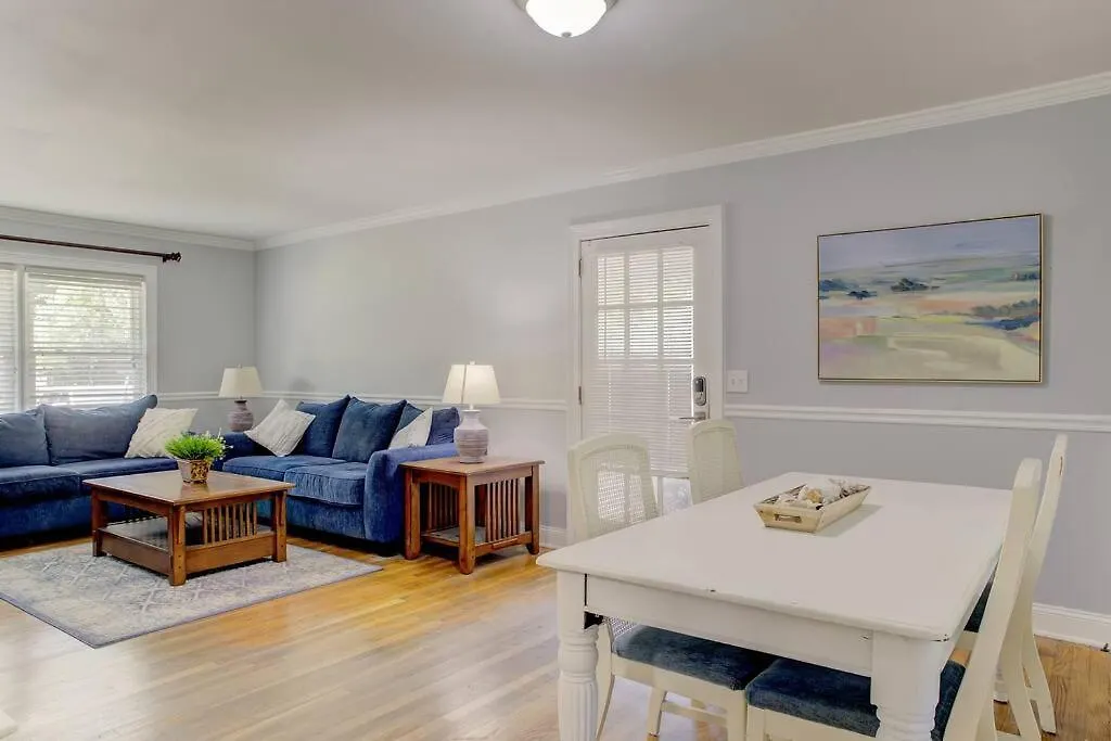 Charming Near Folly & Downtown Charleston