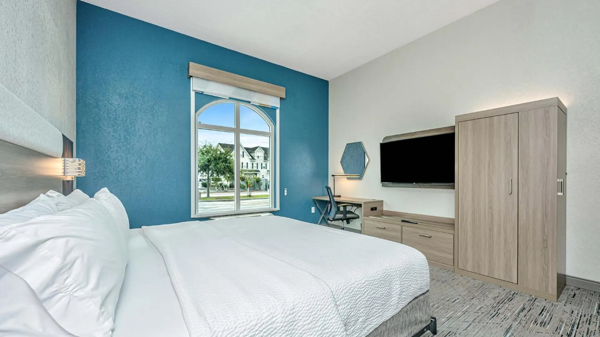 Hotel Holiday Express & Charleston Arpt-conv Ctr Area By Ihg 3*