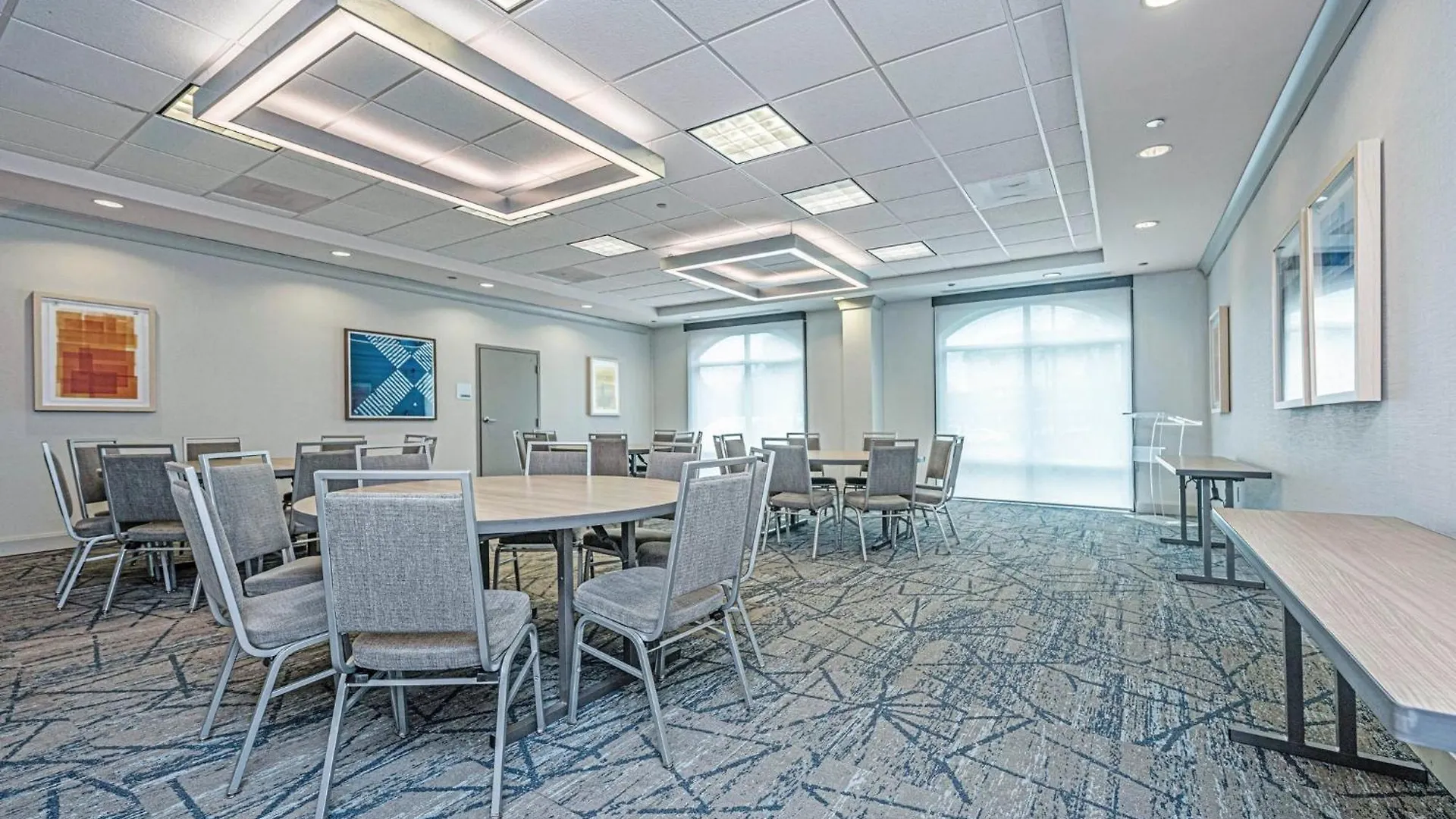 Holiday Express & Charleston Arpt-conv Ctr Area By Ihg Hotel North Charleston