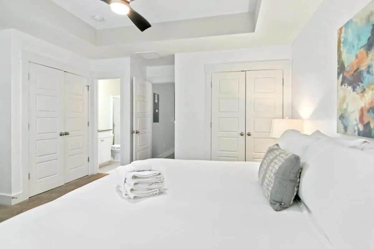 Holiday home Penny Lane Park Circle 15m Dwtn Chs Charleston