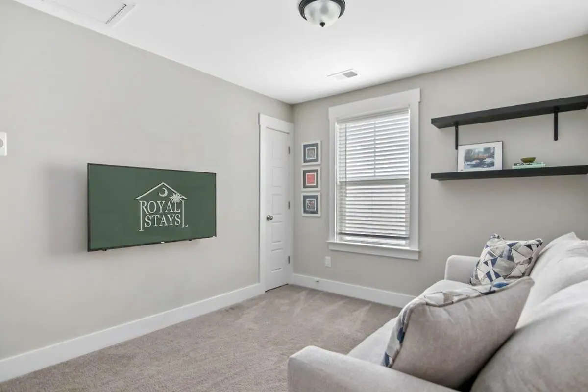 Penny Lane Park Circle 15m Dwtn Chs Holiday home Charleston