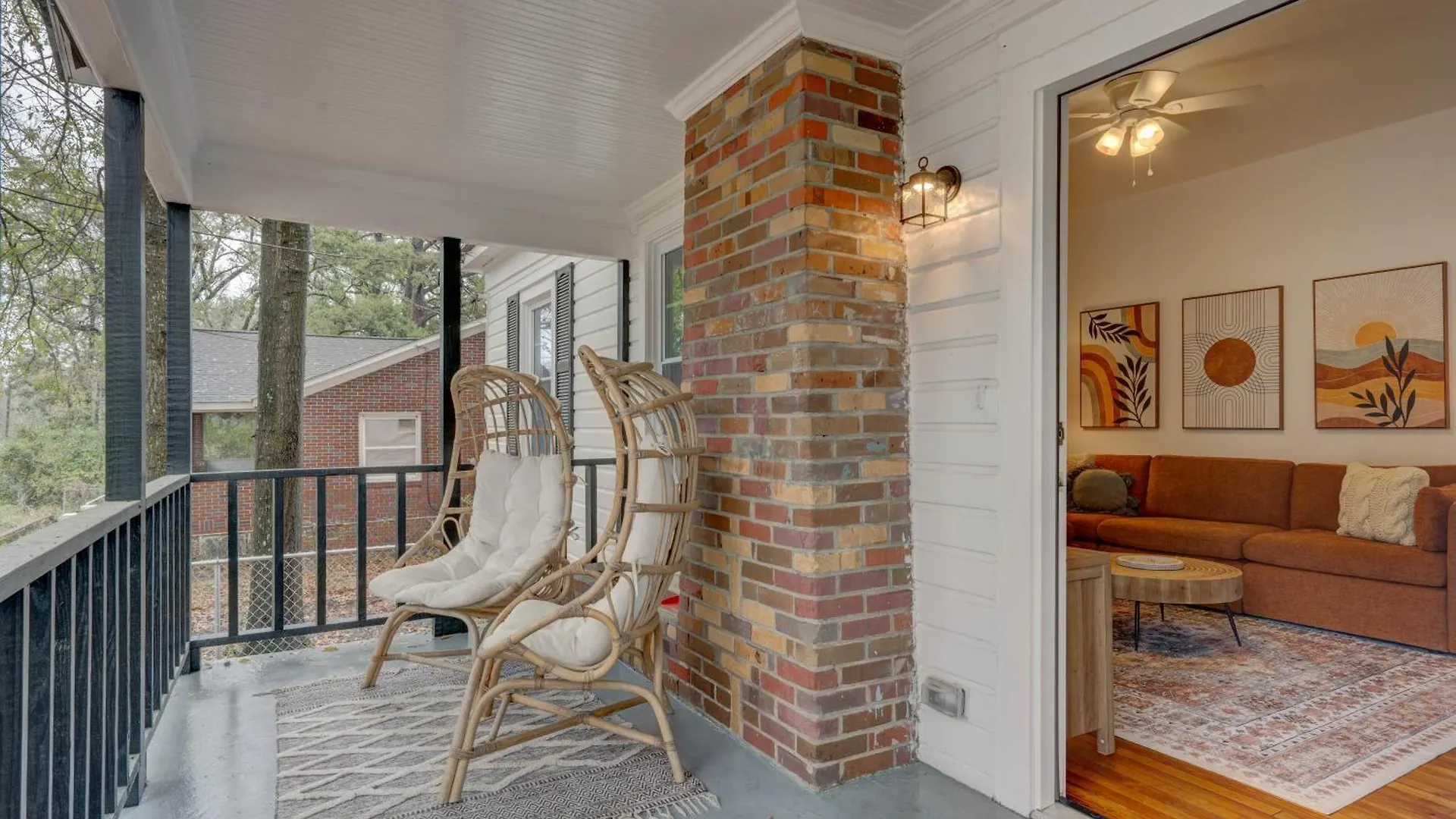 Peaceful Park Circle Getaway * Charleston