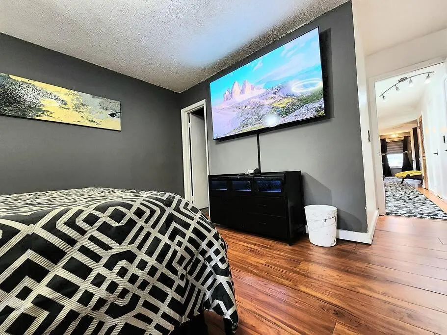 Holiday home Hi-tek Manor B - Prime Location - 2-75 Inch 4k Tvs Charleston