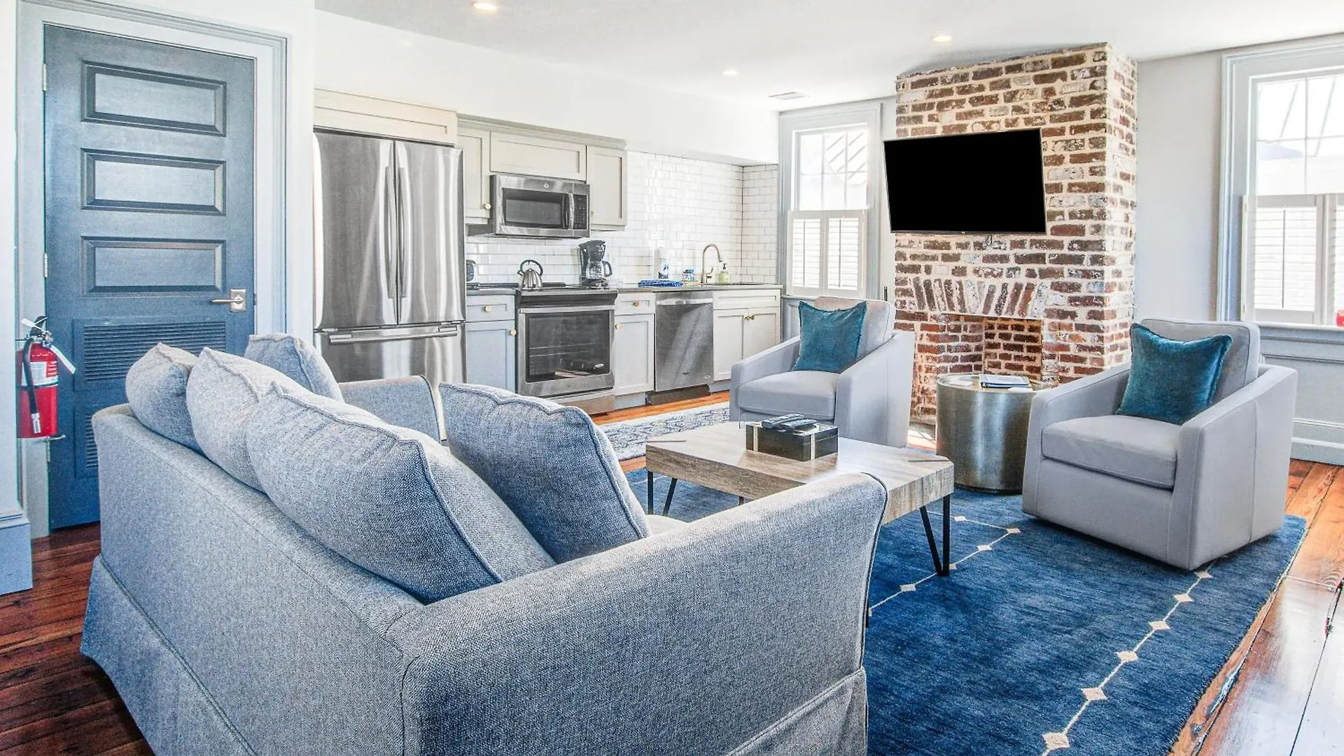 15 Cannon Apartment Charleston