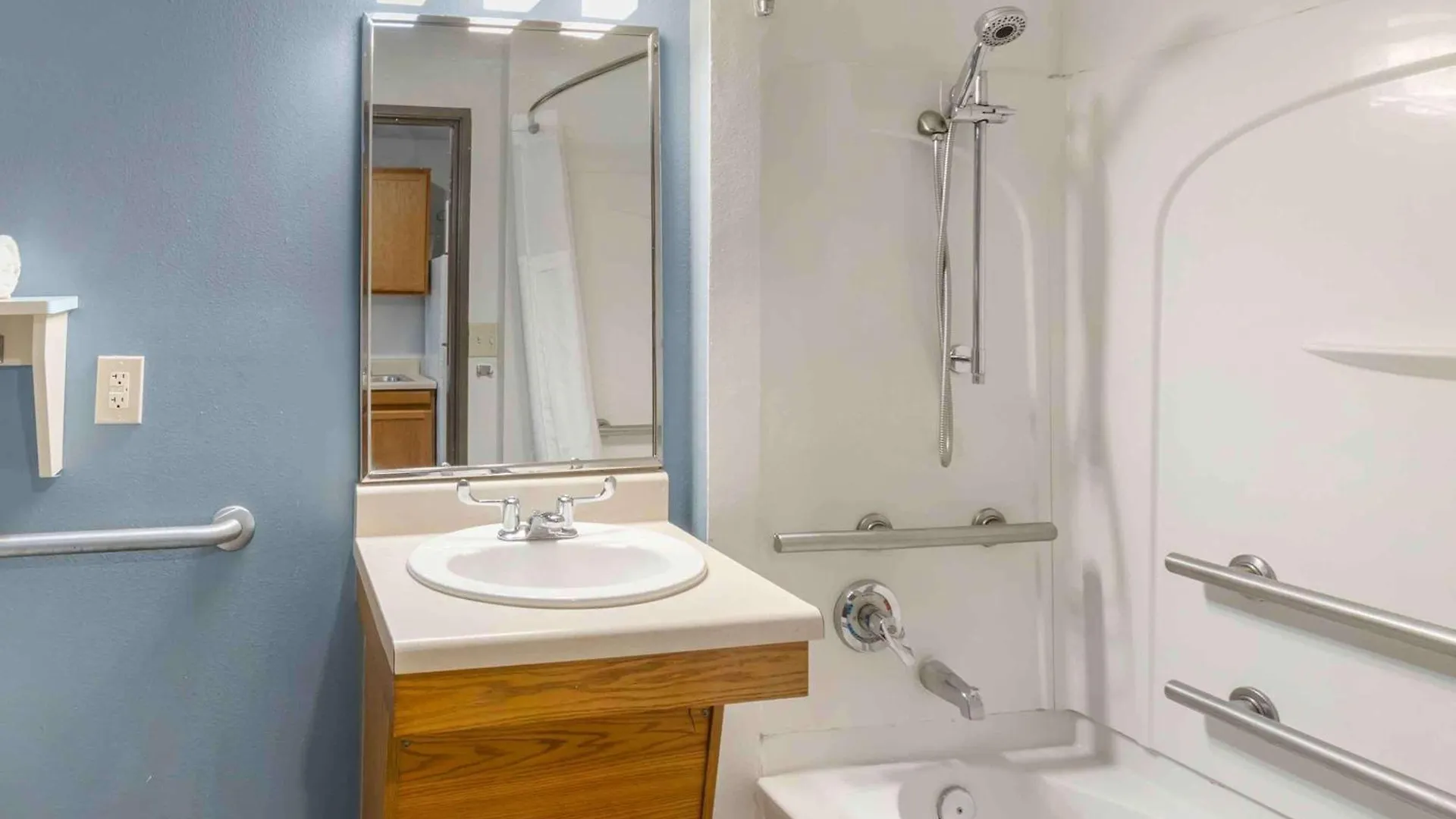 Extended America Select - Charleston - - I-526 Hotel 2*