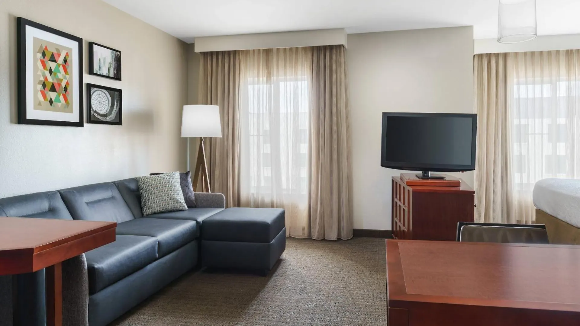 By Marriott Charleston North/ashley Phosphate