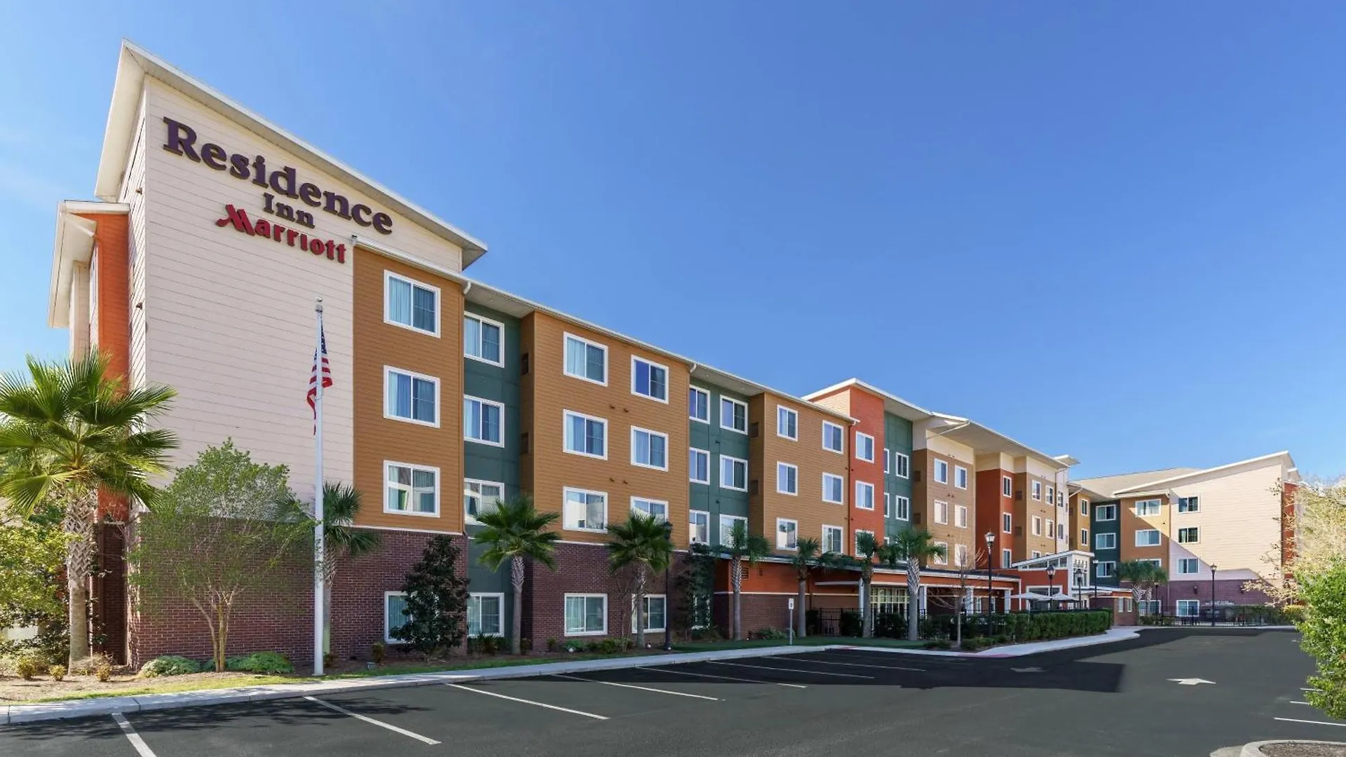 By Marriott Charleston North/ashley Phosphate Hotel