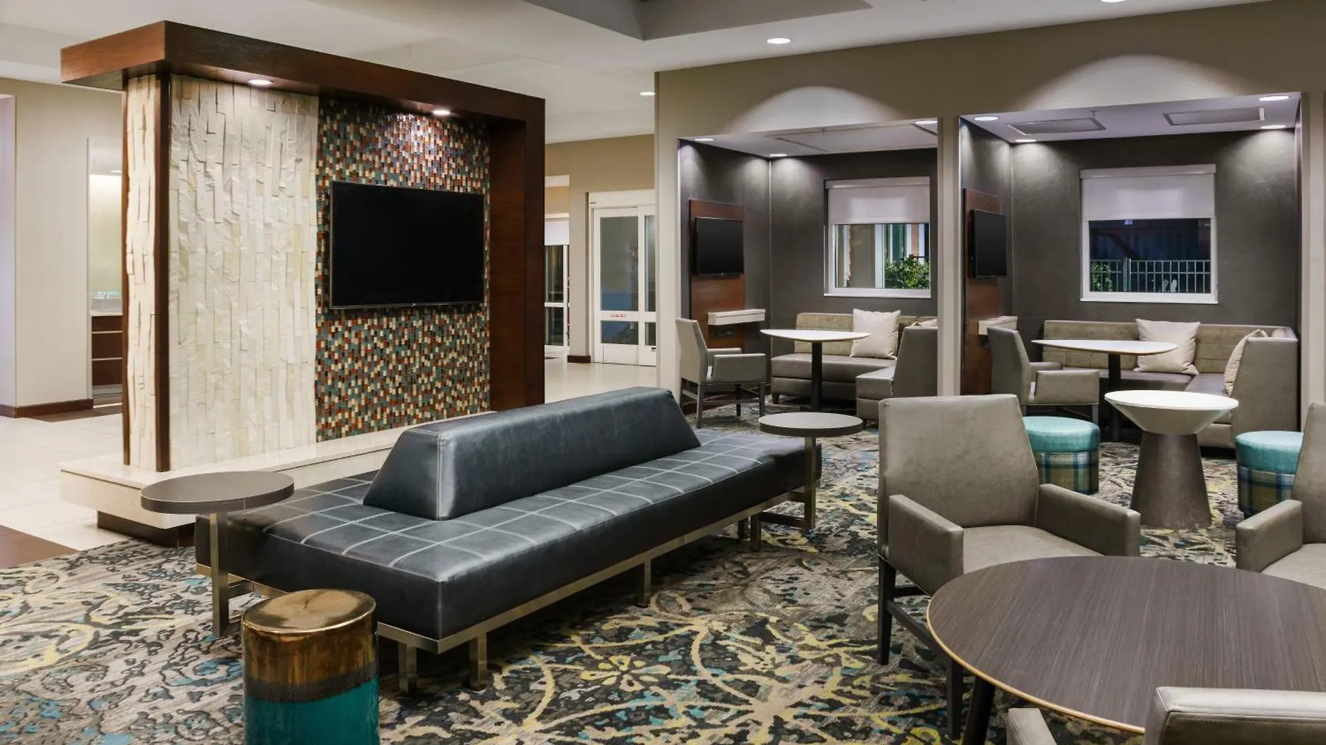 By Marriott Charleston North/ashley Phosphate Hotel North Charleston