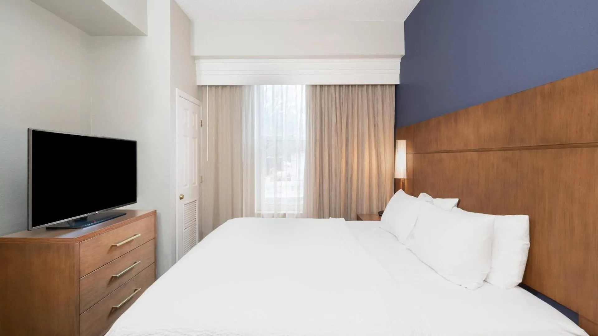 By Marriott Charleston Airport Hotel North Charleston