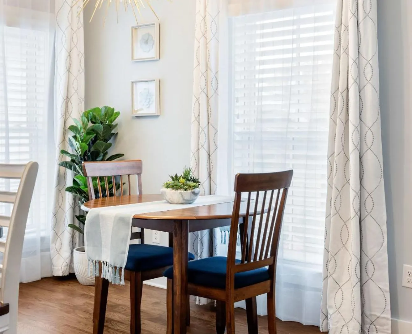 Secluded Courtyard & Parking - 2 Blocks To King * Charleston