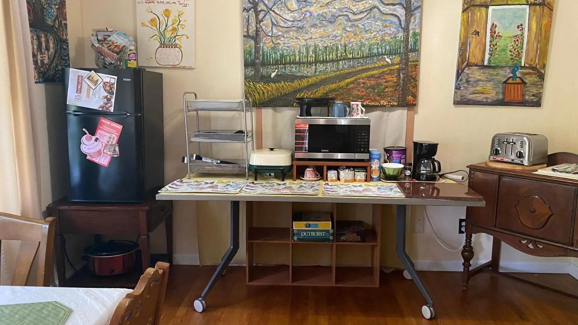 3 Bedrm, Art Houz, Mp 12 Miles, Downtown 10 Holiday home *