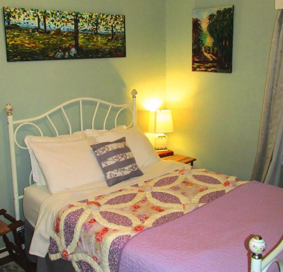 Holiday home 3 Bedrm, Art Houz, Mp 12 Miles, Downtown 10 *