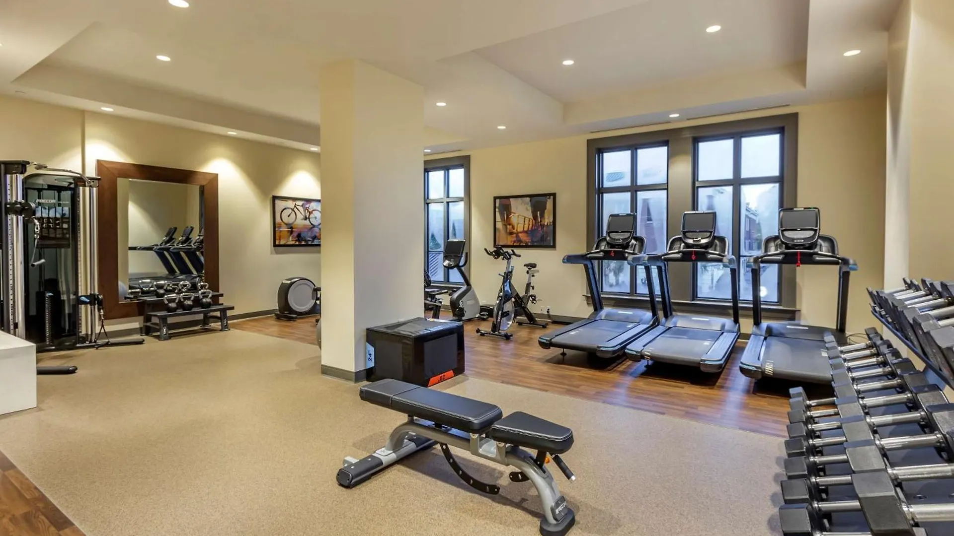 Hilton Club Liberty Place Hotel 3*