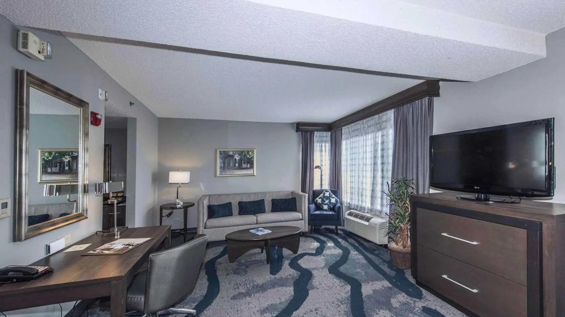 Hotel Doubletree By Hilton - Convention Center