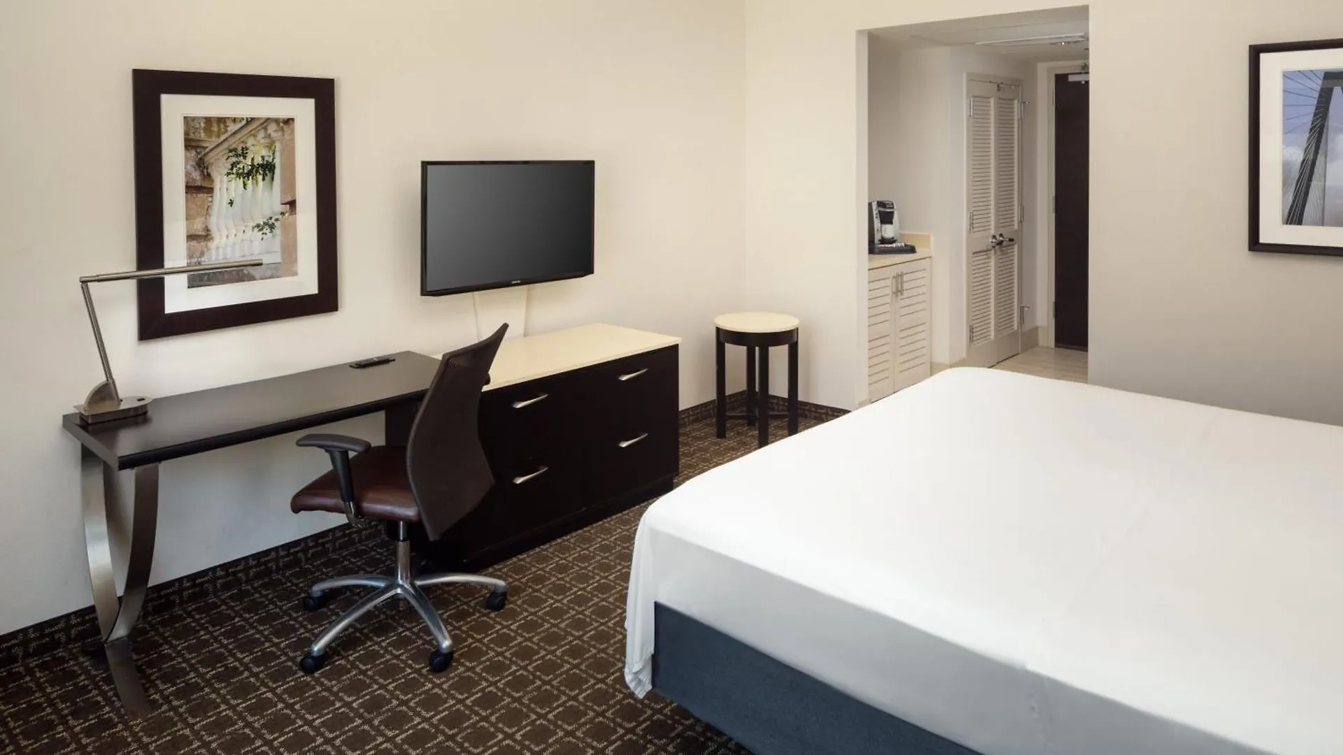 Hotel Live Oak, Historic District, A Tribute Portfolio 3*