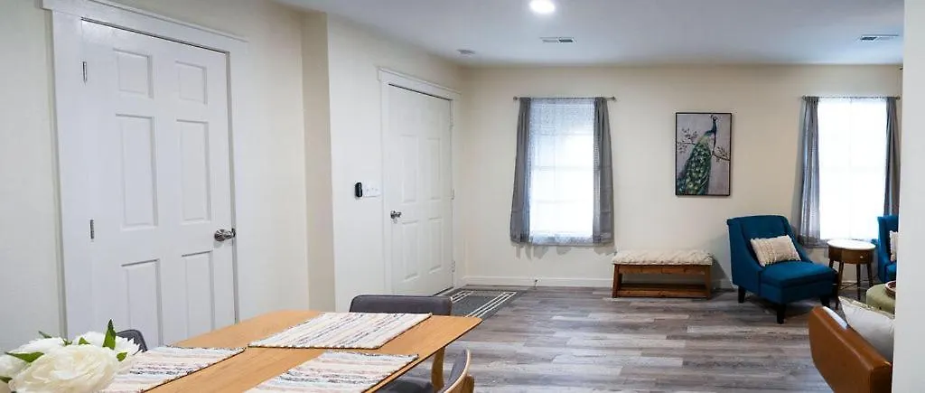 Madrona's B- Fully Fenced And Pet Friendly * Charleston