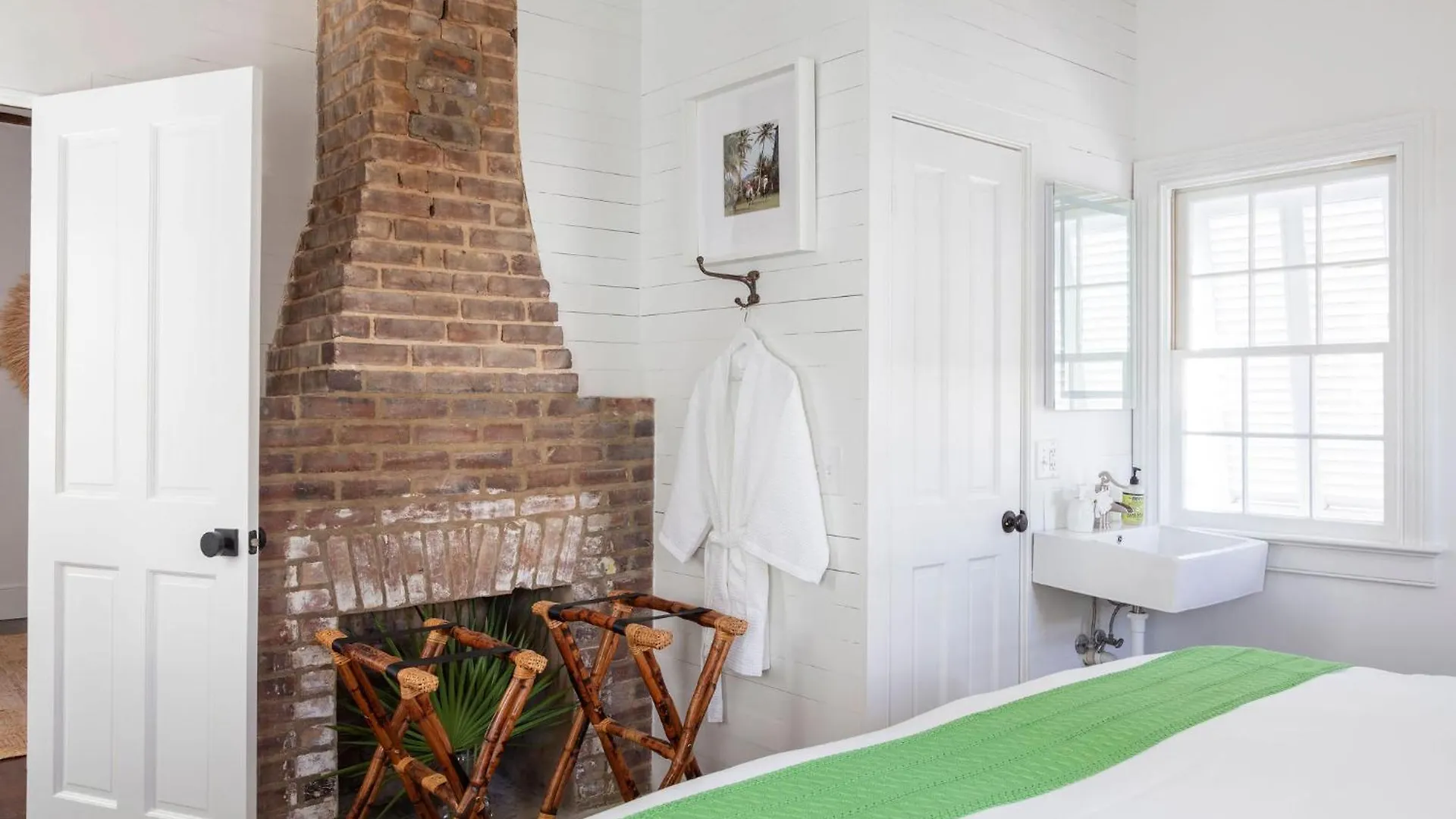 Row At Casa Zoe *