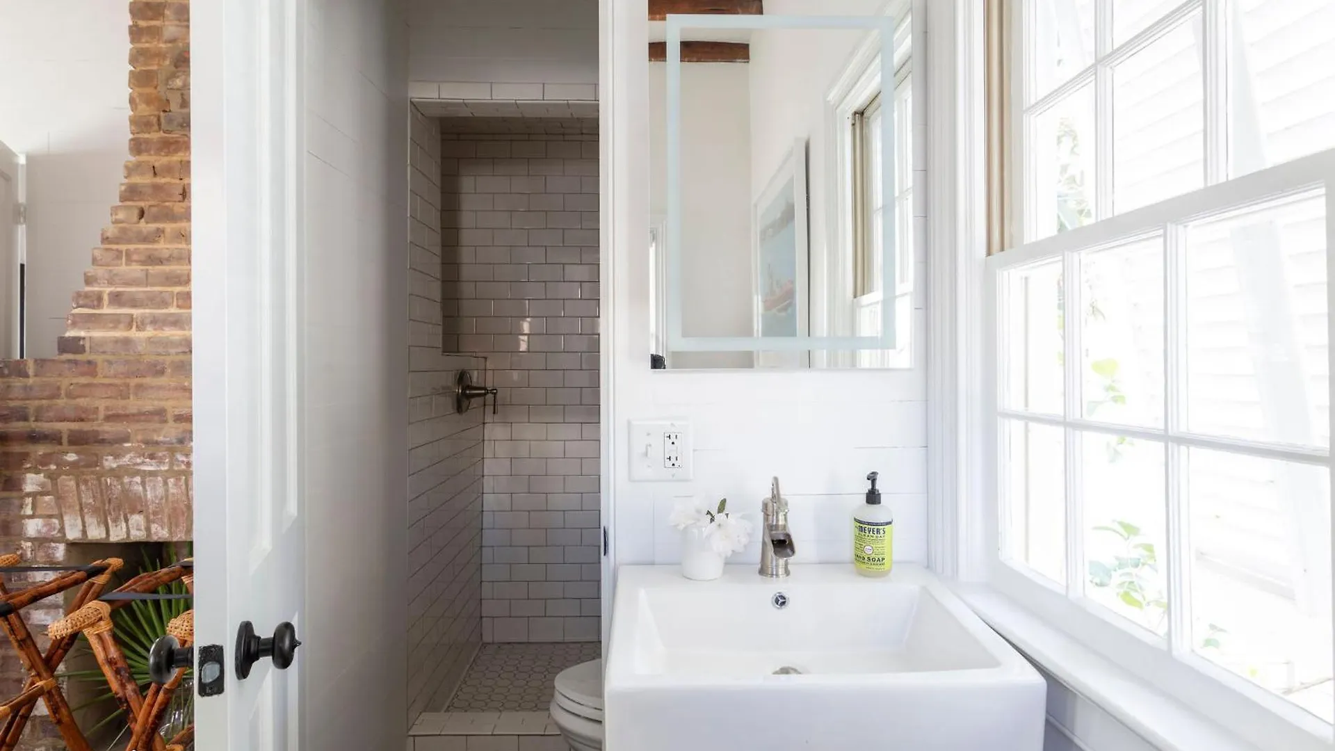 Row At Casa Zoe Holiday home Charleston