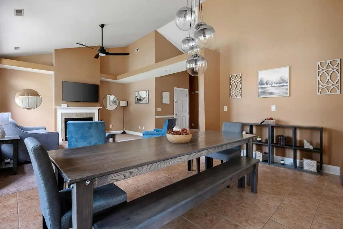 Holiday home Near Airport-20 Min To Downtown- Chucktown Retreat