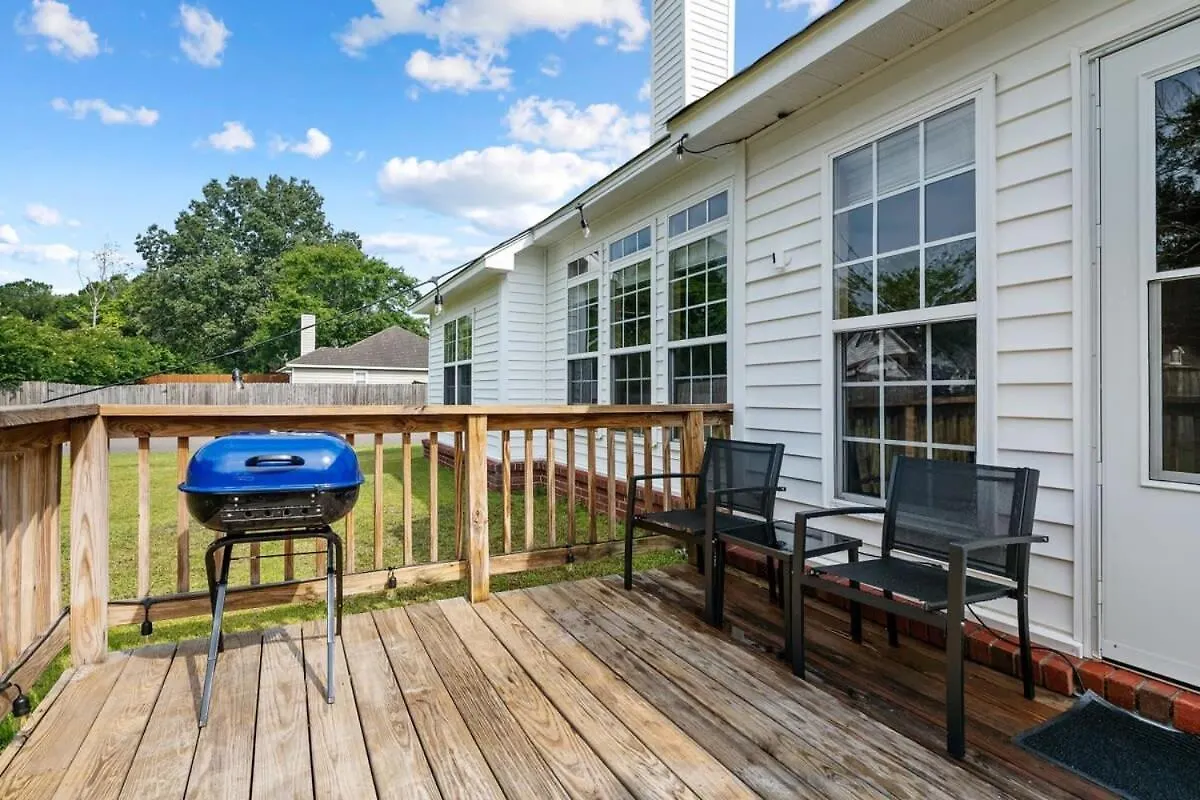 Near Airport-20 Min To Downtown- Chucktown Retreat *