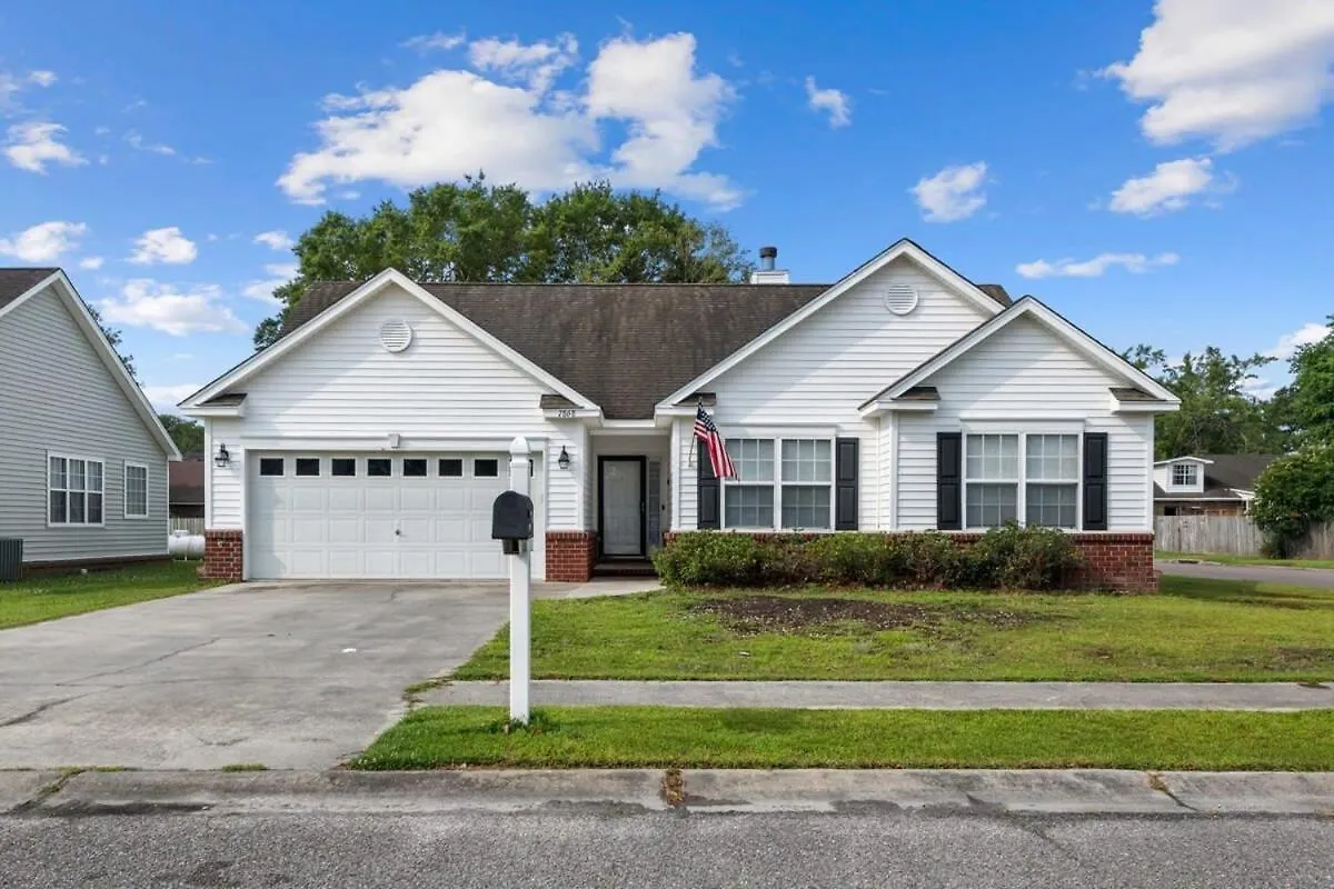 Holiday home Near Airport-20 Min To Downtown- Chucktown Retreat *