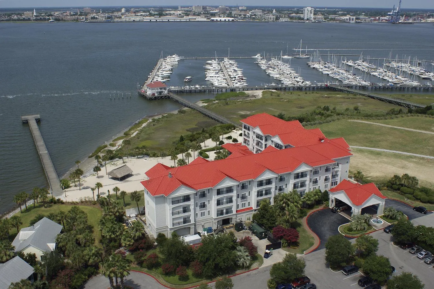 Resort Harborside At Charleston Harbor And Marina
