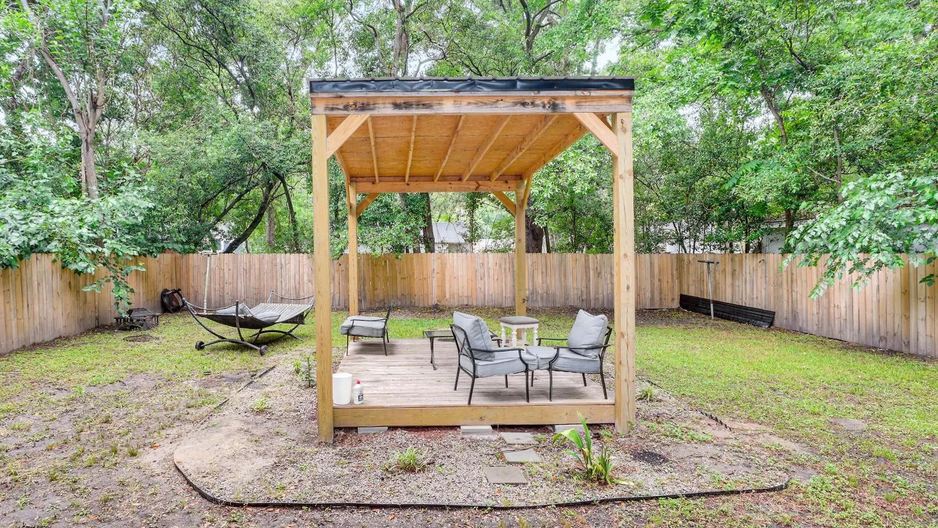 Holiday home Serene Near Airport Pets Welcome! Charleston