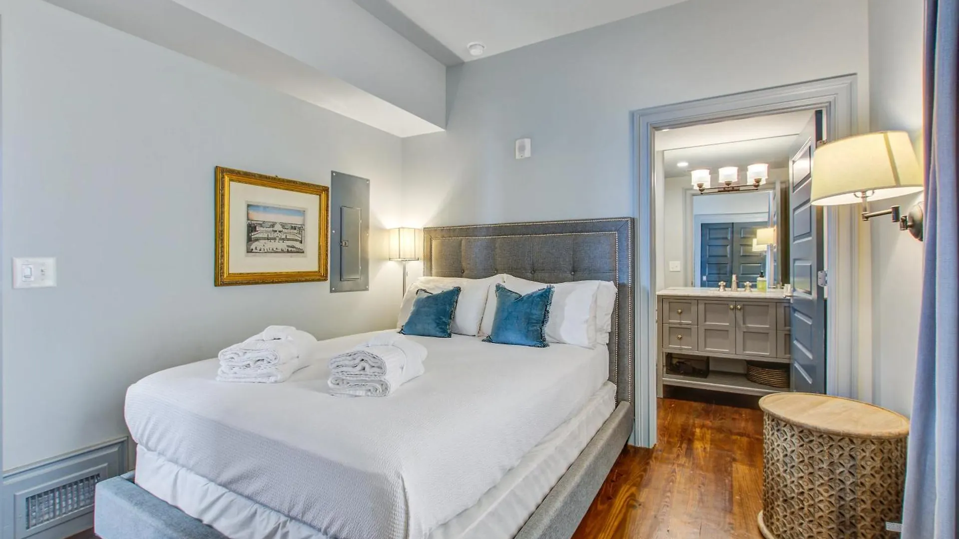 Apartment 15 Cannon Charleston