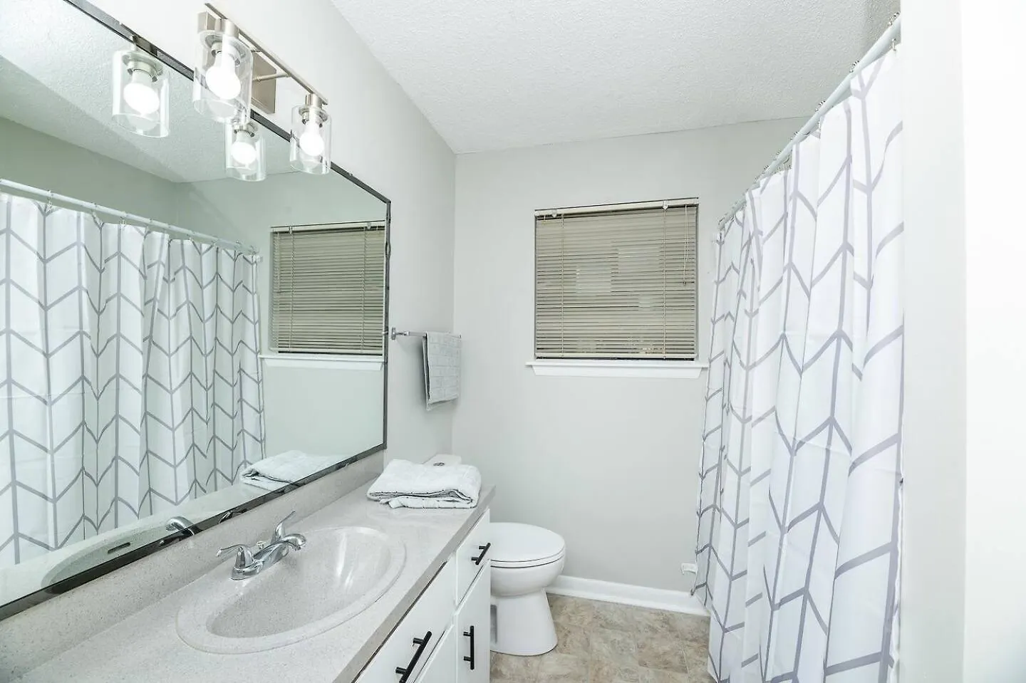 Chic & Cozy 3-bd Townhome In Vibrant N Holiday home Charleston