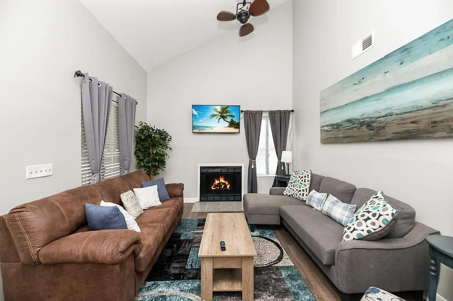 Chic & Cozy 3-bd Townhome In Vibrant N Holiday home Charleston