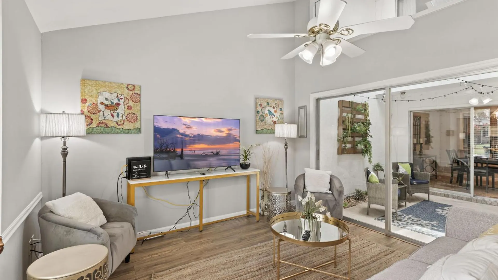 Cypress Apartment *