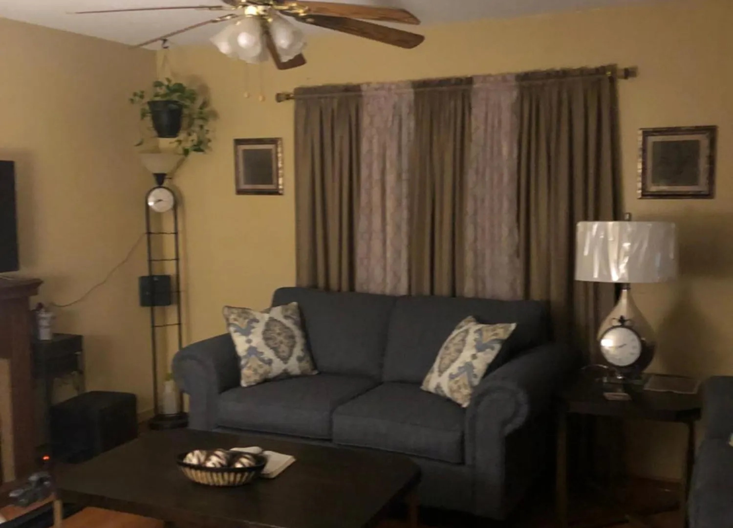 Apartment Townhouse In North *