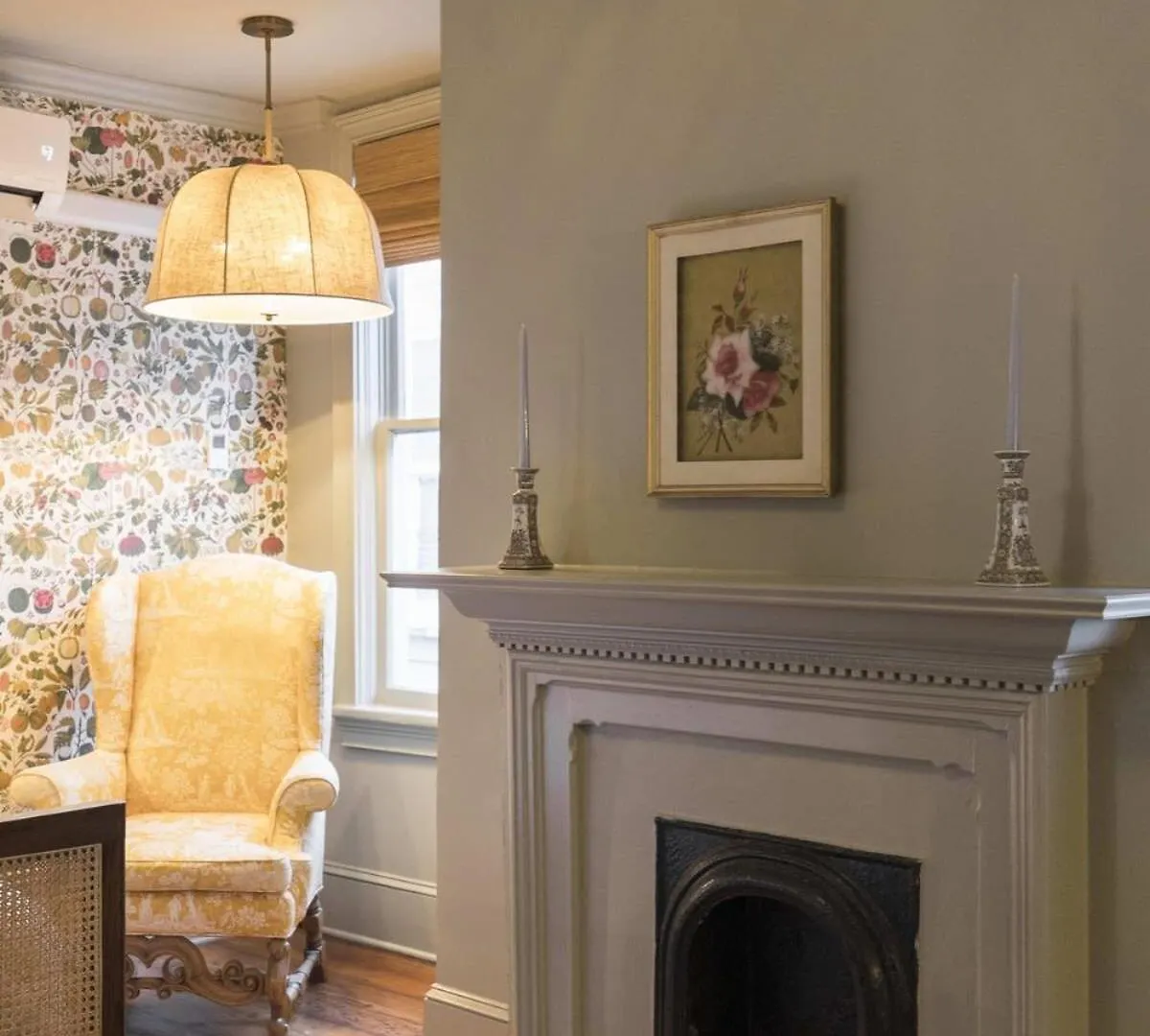 Historic Veranda King Walk To King Bed & Breakfast *